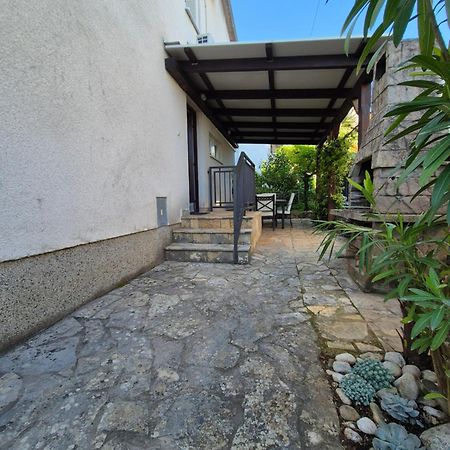 Holiday Home Marija Вантачичи Экстерьер фото